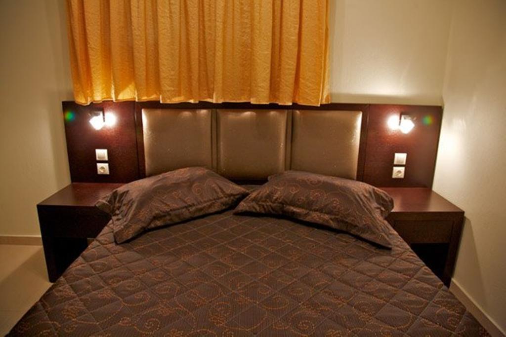 Chasapis Luxury Studios & Apartments 보우르보우로우 객실 사진